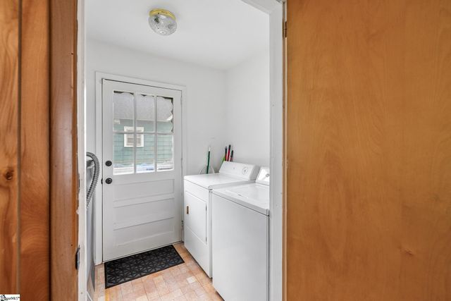 15 Webb Street, Greenville, SC 29605