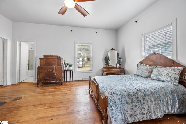 15 Webb Street, Greenville, SC 29605
