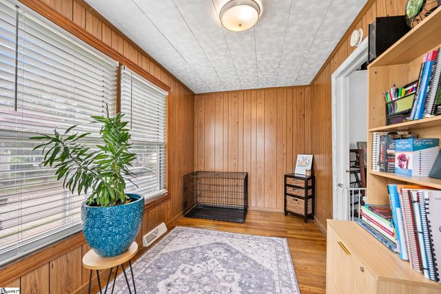 15 Webb Street, Greenville, SC 29605