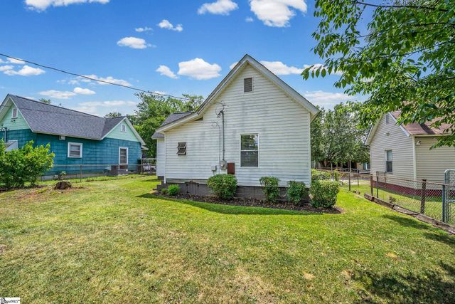 15 Webb Street, Greenville, SC 29605