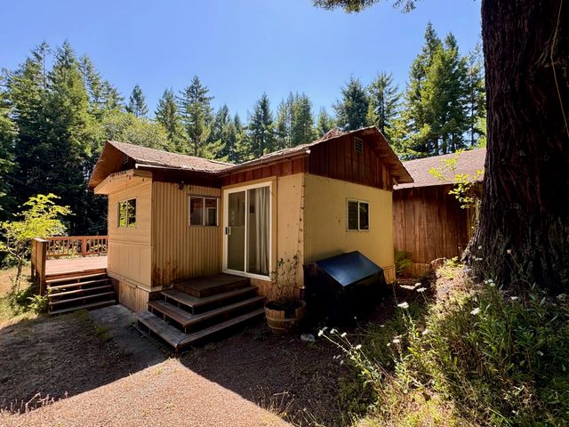 3639 Greenwood Heights Drive, Kneeland, CA 95549