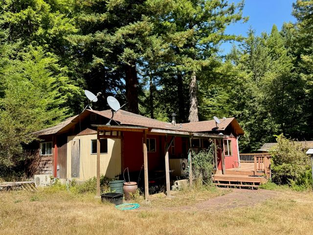 3639 Greenwood Heights Drive, Kneeland, CA 95549