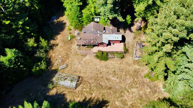 3639 Greenwood Heights Drive, Kneeland, CA 95549