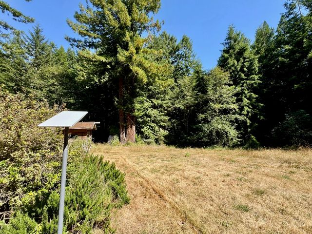 3639 Greenwood Heights Drive, Kneeland, CA 95549