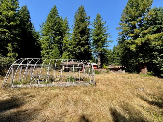 3639 Greenwood Heights Drive, Kneeland, CA 95549