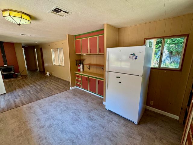 3639 Greenwood Heights Drive, Kneeland, CA 95549