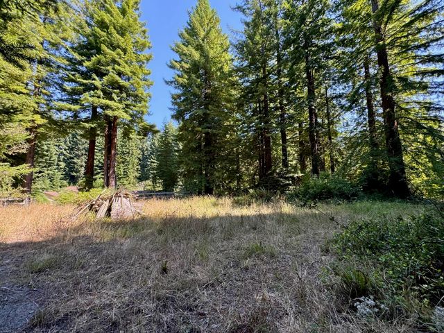 3639 Greenwood Heights Drive, Kneeland, CA 95549