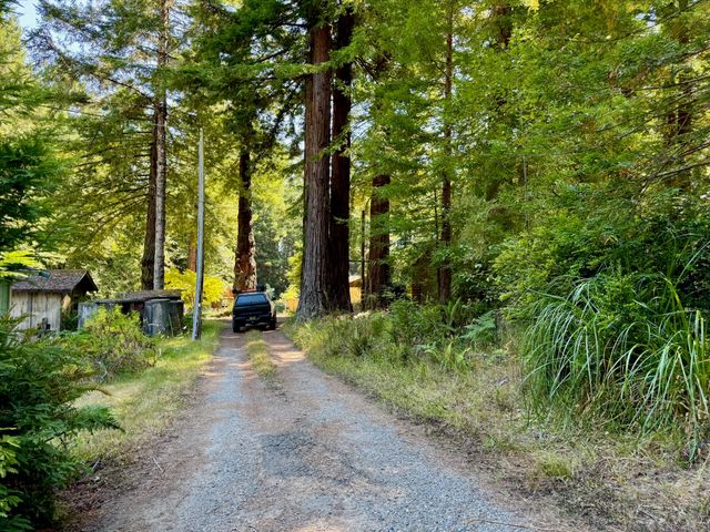 3639 Greenwood Heights Drive, Kneeland, CA 95549