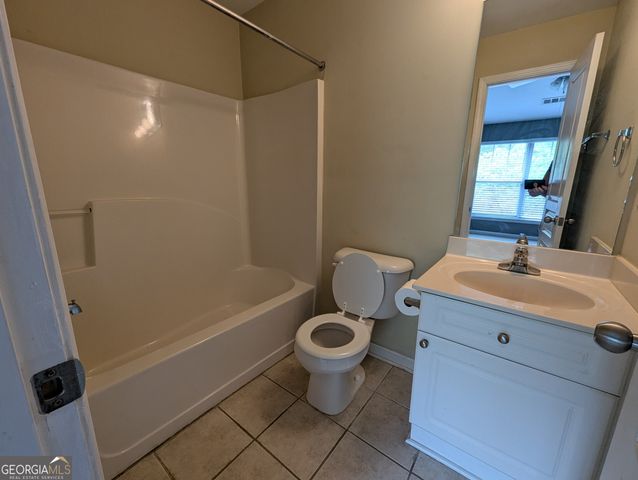 490 Barnett Shoals Road APT 913, Athens, GA 30605