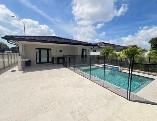 897 E 20th St 0, Hialeah, FL 33013