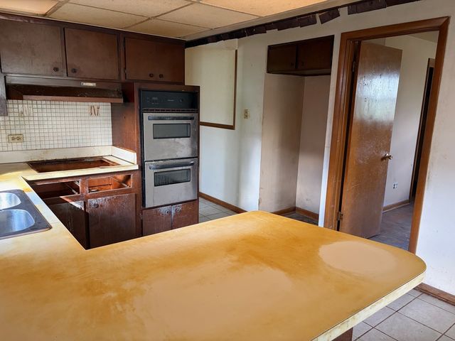 12621 S Wood Street, Calumet Park, IL 60827