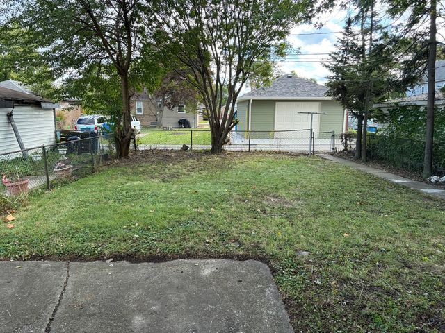 12621 S Wood Street, Calumet Park, IL 60827