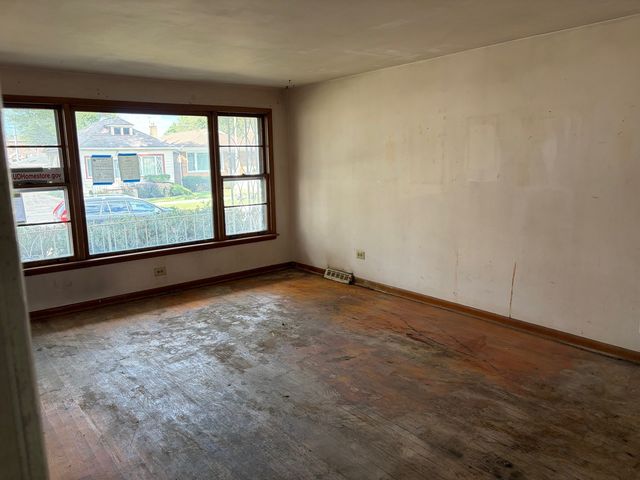 12621 S Wood Street, Calumet Park, IL 60827