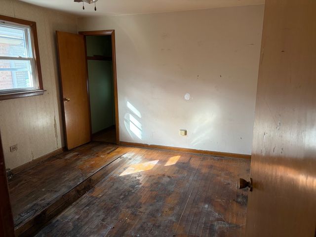 12621 S Wood Street, Calumet Park, IL 60827