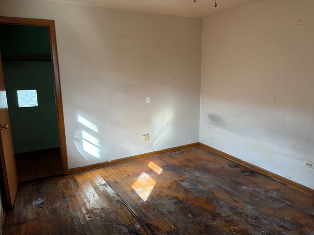 12621 S Wood Street, Calumet Park, IL 60827