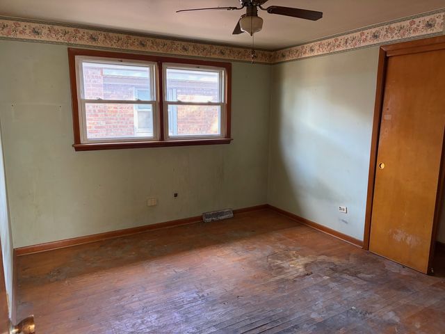 12621 S Wood Street, Calumet Park, IL 60827