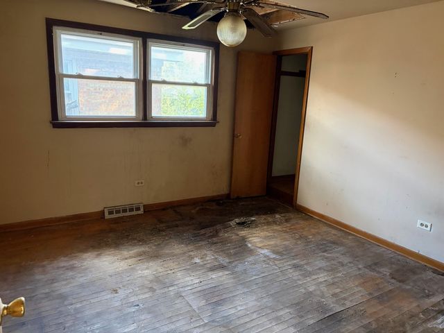 12621 S Wood Street, Calumet Park, IL 60827