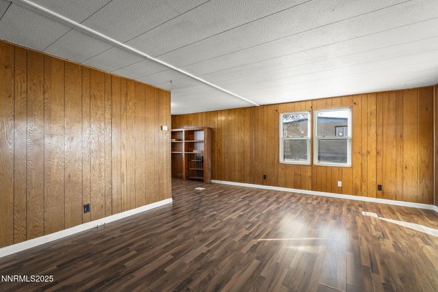 230 Penelope Drive, Sun Valley, NV 89433