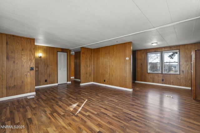 230 Penelope Drive, Sun Valley, NV 89433