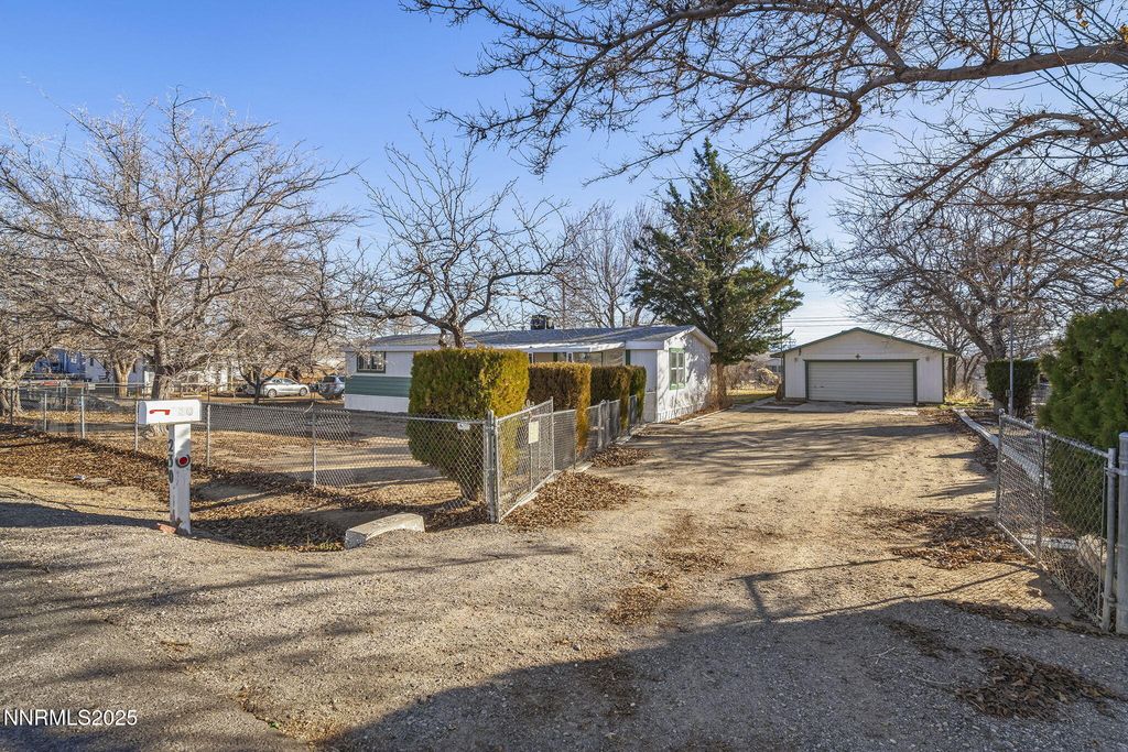 230 Penelope Drive, Sun Valley, NV 89433