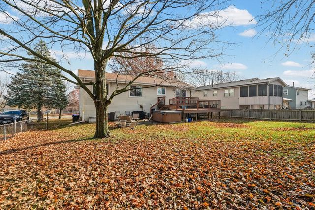 1206 N Hershey Road, Bloomington, IL 61704