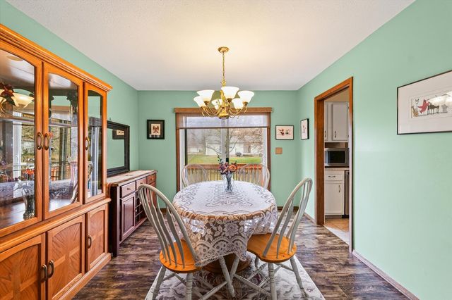 1206 N Hershey Road, Bloomington, IL 61704