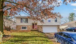 1206 N Hershey Road, Bloomington, IL 61704