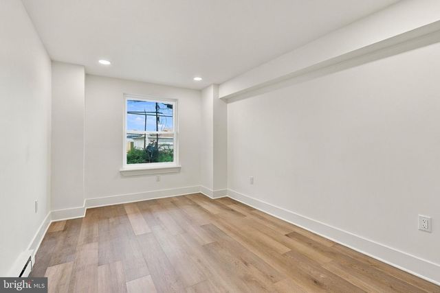 5633 SANSOM ST, Philadelphia, PA 19139