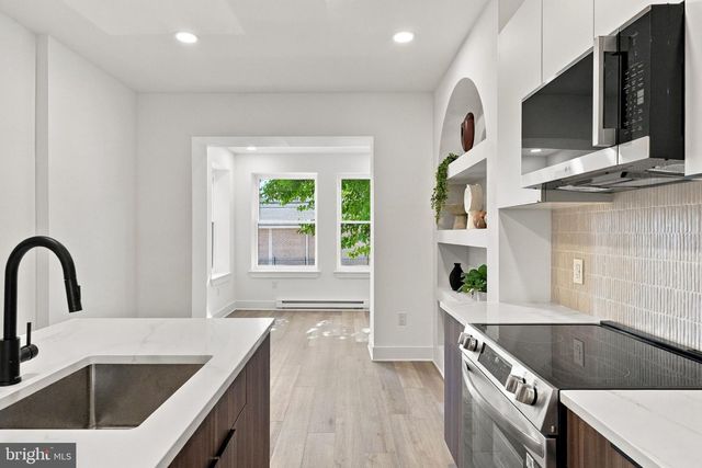 5633 SANSOM ST, Philadelphia, PA 19139
