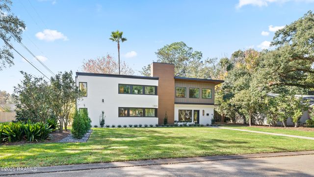 1303 Myrtle Place, Lafayette, LA 70506