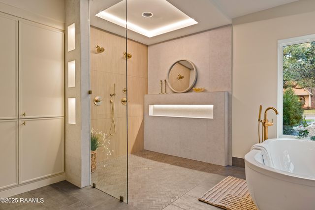 1303 Myrtle Place, Lafayette, LA 70506