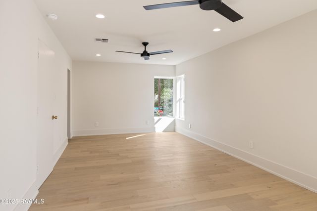 1303 Myrtle Place, Lafayette, LA 70506