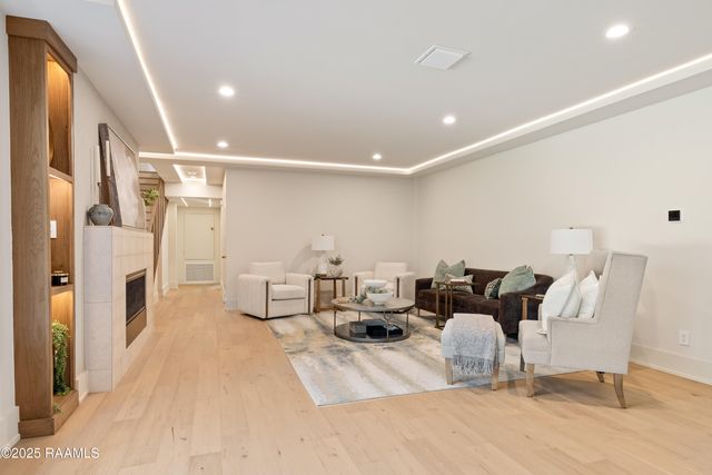 1303 Myrtle Place, Lafayette, LA 70506