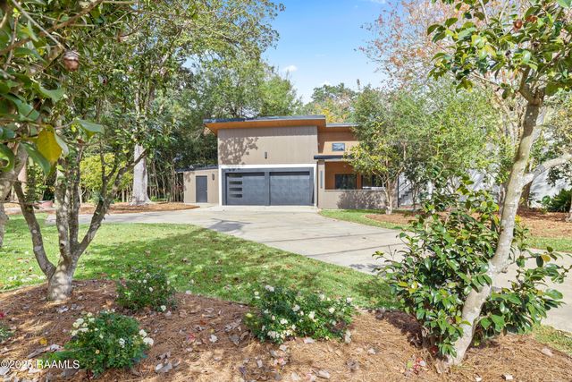 1303 Myrtle Place, Lafayette, LA 70506