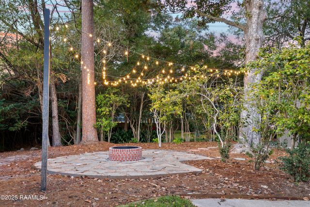 1303 Myrtle Place, Lafayette, LA 70506