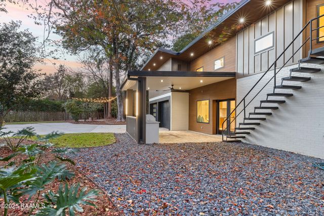 1303 Myrtle Place, Lafayette, LA 70506