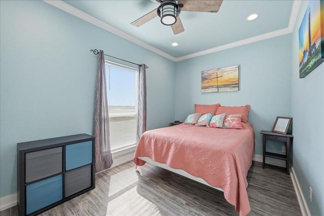 3303 Hidden Gold, Crystal Beach, TX 77650