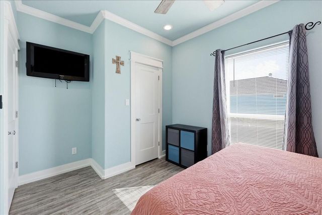 3303 Hidden Gold, Crystal Beach, TX 77650