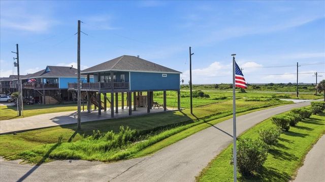 3303 Hidden Gold, Crystal Beach, TX 77650