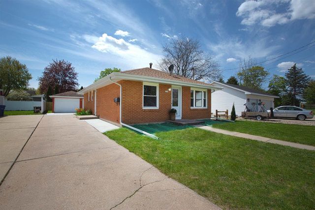 1519 ADAMS AVENUE, Oshkosh, WI 54902