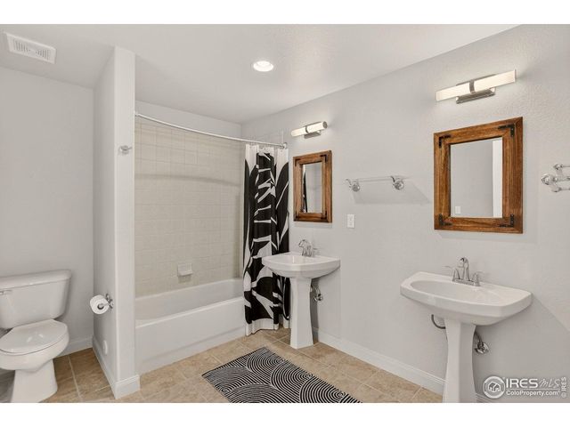 992 S County Road 129, Bennett, CO 80102