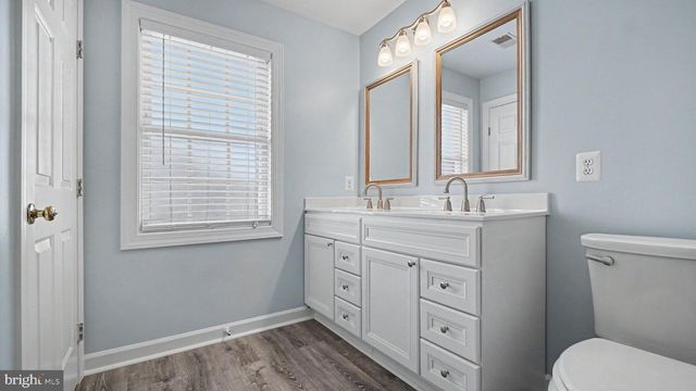 28 BROWER LN, Pottstown, PA 19465