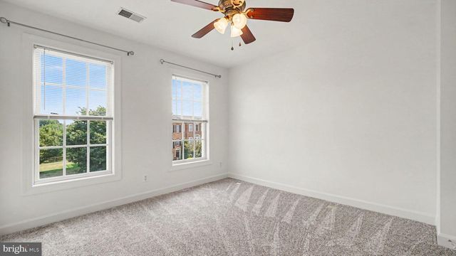 28 BROWER LN, Pottstown, PA 19465