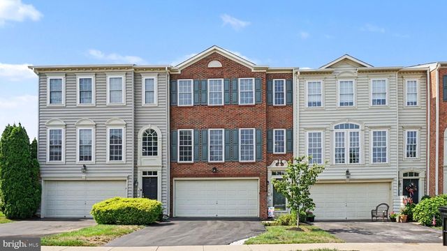 28 BROWER LN, Pottstown, PA 19465