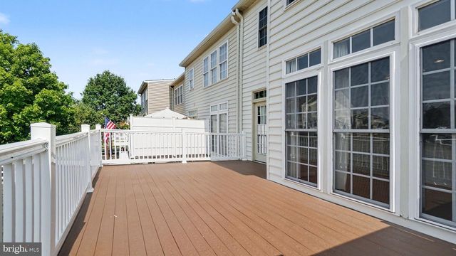 28 BROWER LN, Pottstown, PA 19465