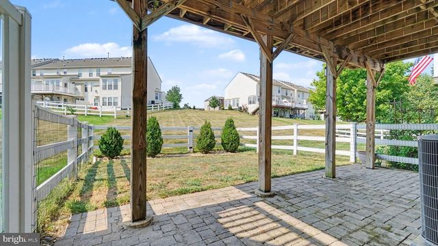 28 BROWER LN, Pottstown, PA 19465