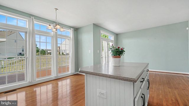 28 BROWER LN, Pottstown, PA 19465