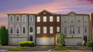 28 BROWER LN, Pottstown, PA 19465