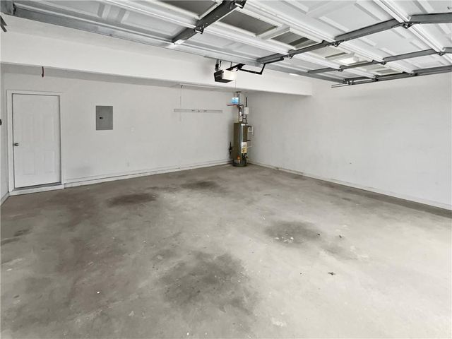 3041 Regal Drive, Mcdonough, GA 30253