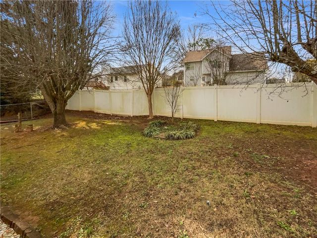 3041 Regal Drive, Mcdonough, GA 30253